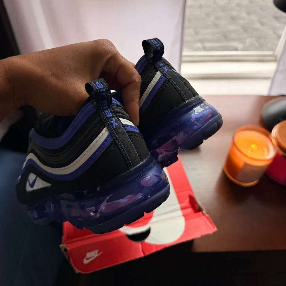 Nike Air Vapormax 97 Black and Purple Sneakers - Picture 3 of 4